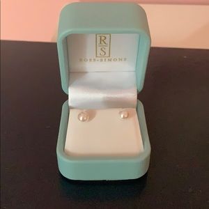 Ross-Simons Pearl Earrings